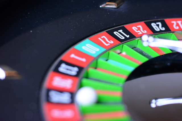 Learn to Play Roulette at Online Casinos
